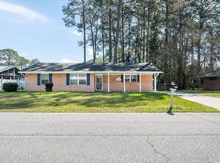 566 Kell Rd, Brunswick, GA 31525