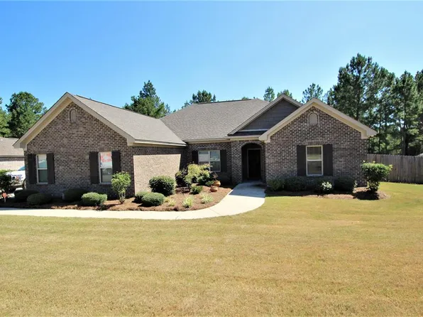64 Valleys Edge, Wetumpka, AL 36093