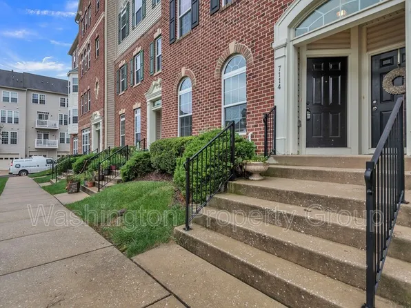 7114 Daniel John Dr, Elkridge, MD 21075