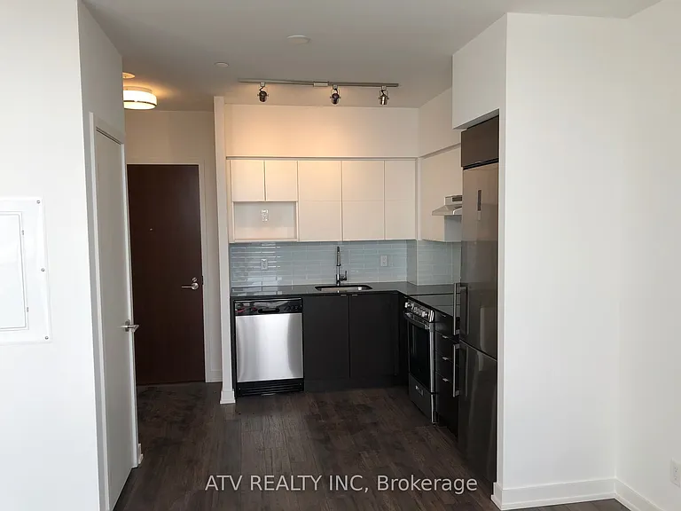 120 Varna Dr #1521 — Photo 5