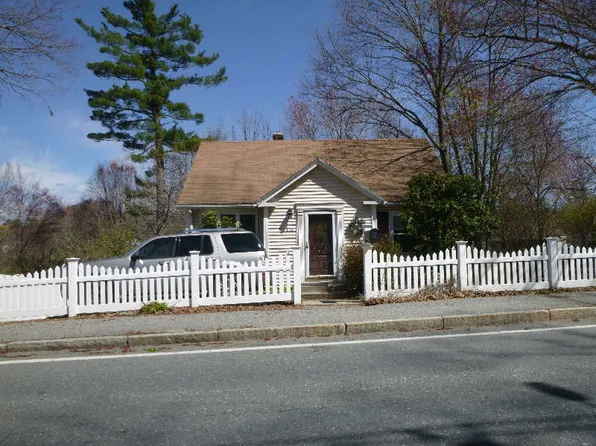 175 Tyngsboro Rd, Dracut, MA 01826