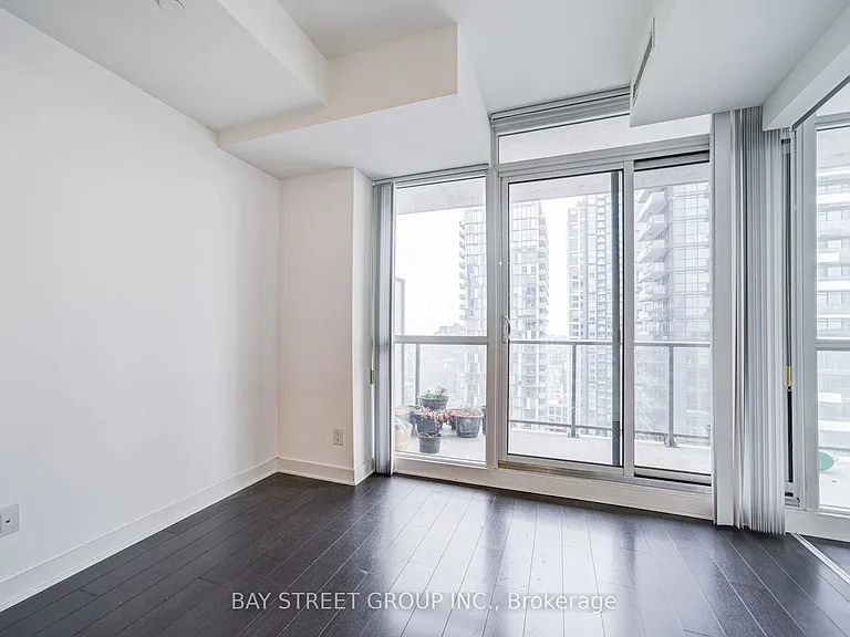 290 Adelaide St W #3002 — Photo 19