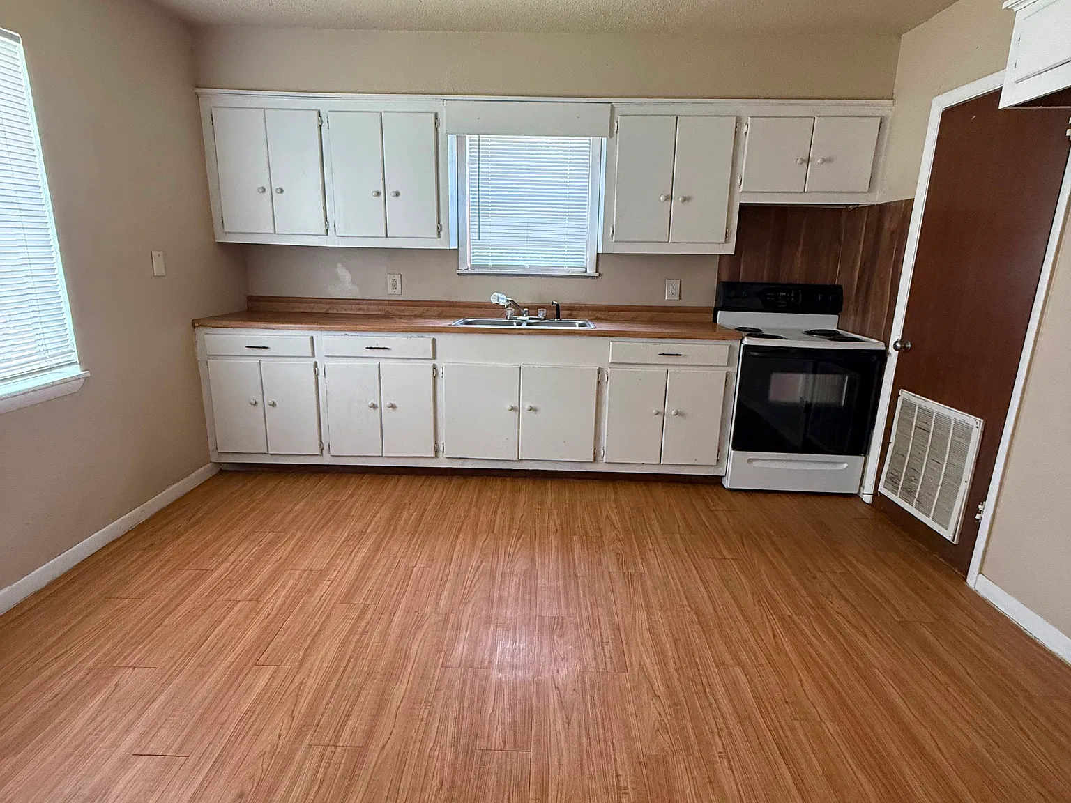 1 bed, 720 sqft, $800 — Photo 2