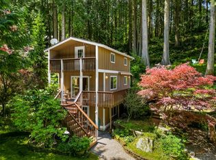 164 Harbor View Dr, Bellingham, WA 98229