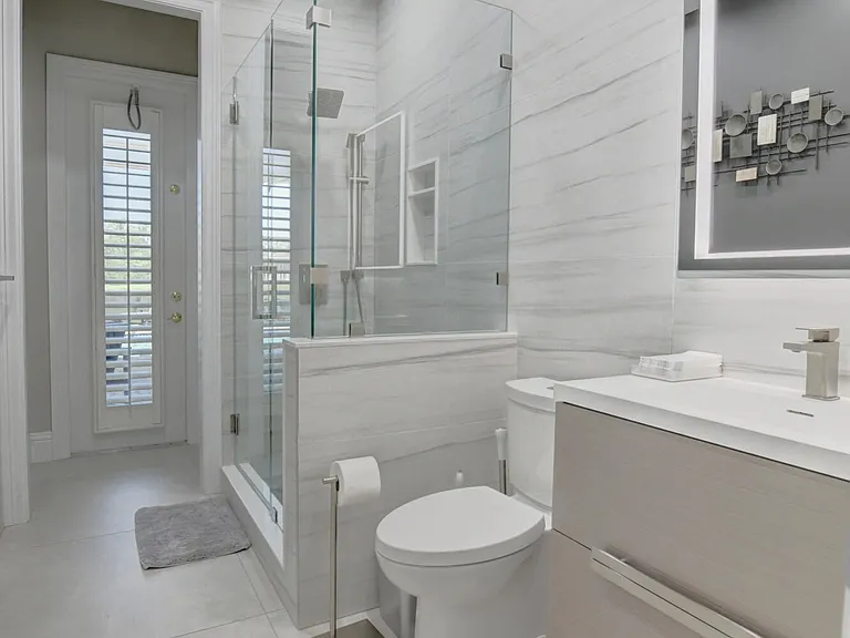 19211 N Creekshore Ct — Photo 26