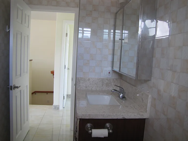 3371A Keanu St #2 — Photo 8
