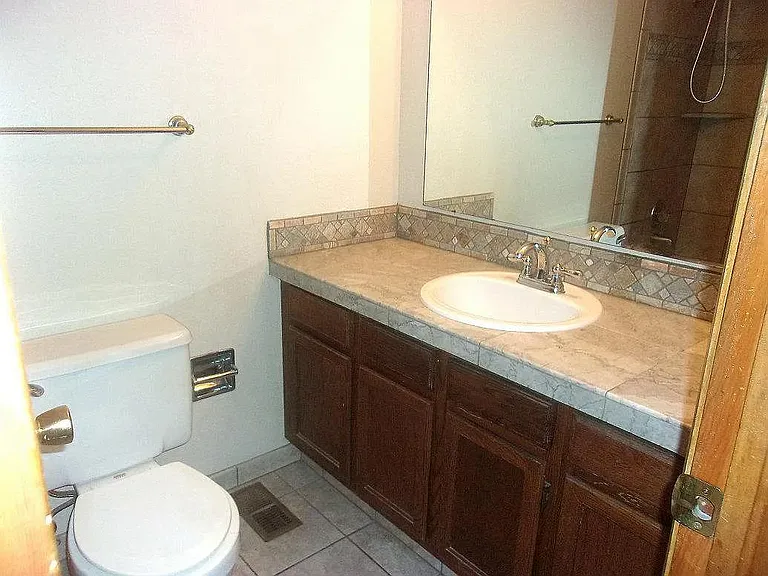 2525 Sunstone Dr — Photo 8