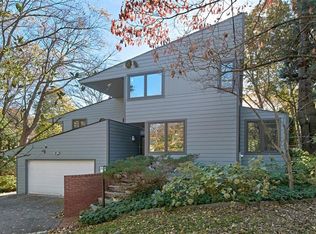 4 Gypsy Ln, Rye, NY 10580