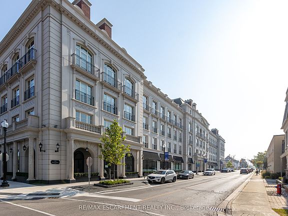 2nd image of 300 Randall St #Penthouse 1