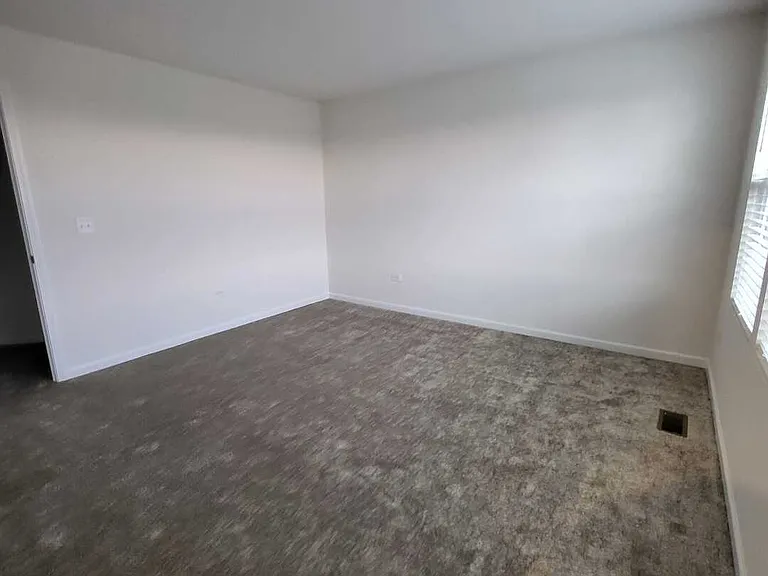 2227 Horseshoe Cir #2227 — Photo 14