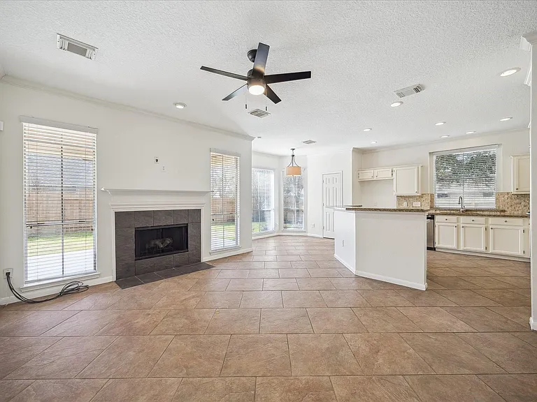 12831 Dove Point Ln — Photo 16