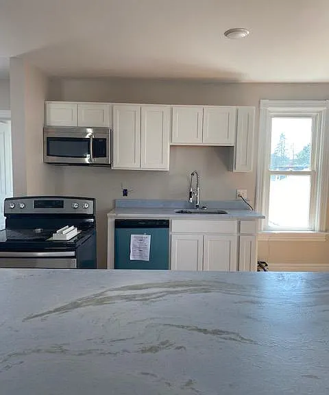 4 S Main St #2/3 — Photo 3
