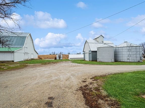 7152 32nd Ave, Atkins, IA 52206 | Zillow