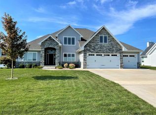 2299 Gringotts Way, De Pere, WI 54115