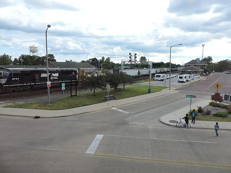 700 S Main St #202 — Photo 21