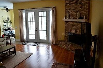 5th image of 1208 Alafia Bend Ln