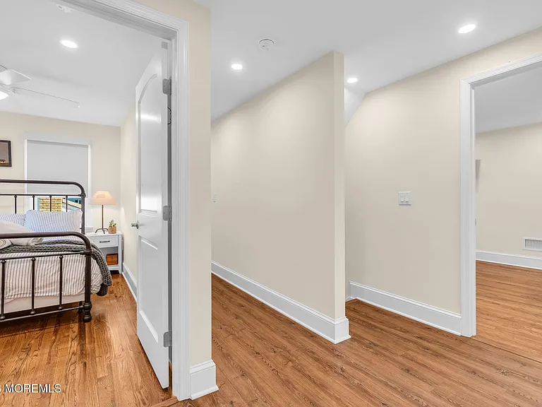 566 Prospect Ave — Photo 28