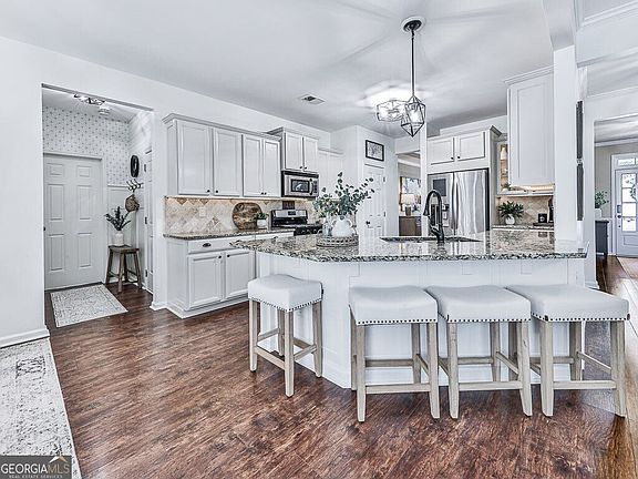 3rd image of 266 Royal Sunset Dr