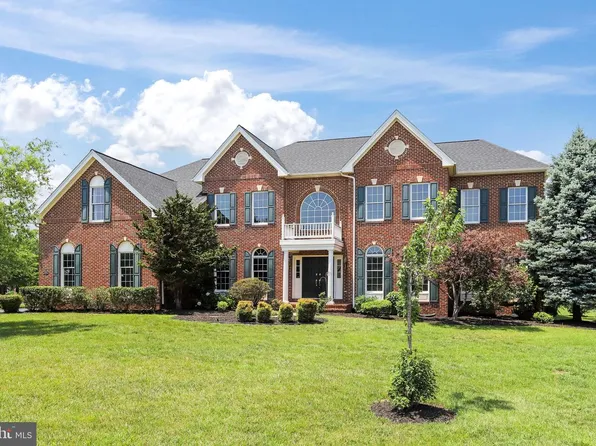 43618 Parisville Ct, Sterling, VA 20166