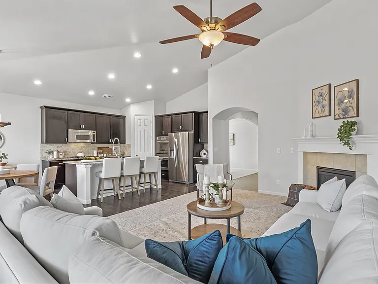 5859 Leon Young Dr — Photo 12