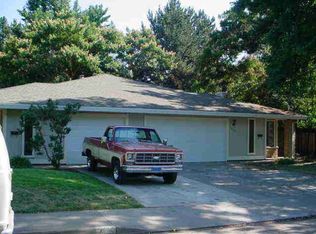 8606 La Riviera Dr, Sacramento, CA 95826