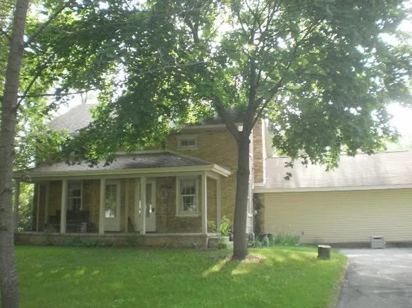 2220 Oakland Ave, Elkhart, IN 46517