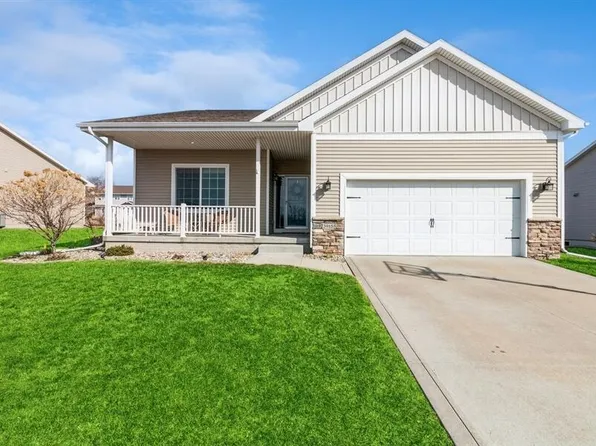 3915 Harris St, Ames, IA 50014