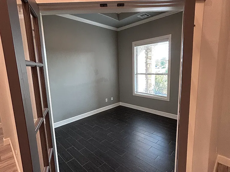 14640 Rochefort Ln — Photo 48