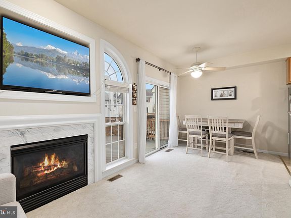 2nd image of 5522 Sacramento Mews Pl