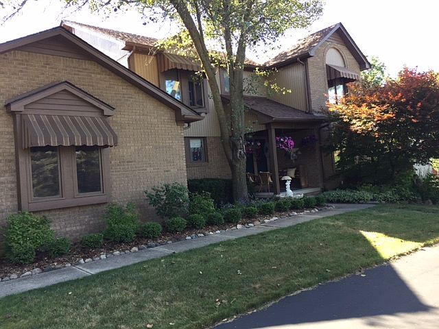 CHARMING COTTAGE COLONIAL