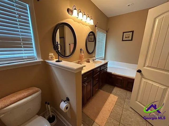 103 Winthrop Ct — Photo 25