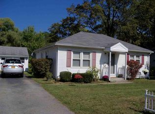 5 Wellington Rd, Delmar, NY 12054