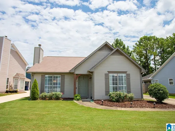 136 Buck Creek Dr, Alabaster, AL 35007