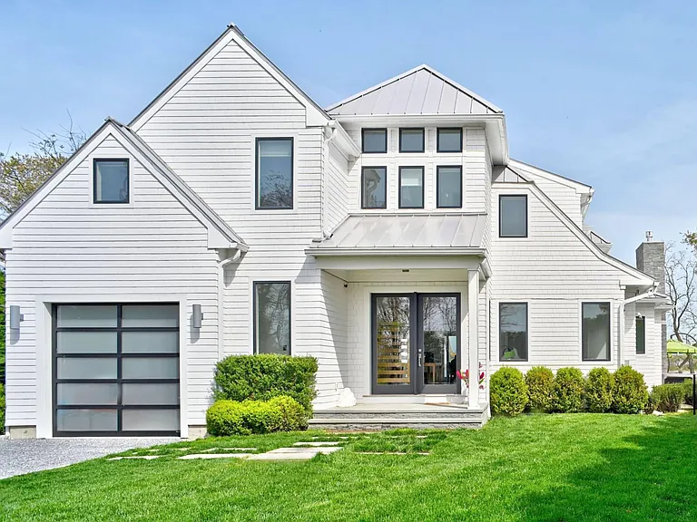 82 Harbor Dr — Photo 47