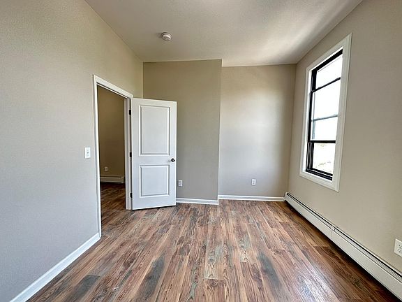 5th image of 116 Van Horne St #3D