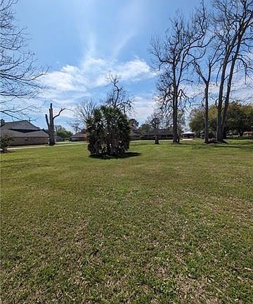 3rd image of 22925 Jade Dr