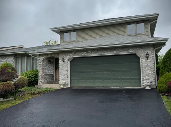3006 Hawthorne Ln, Hazel Crest, IL 60429