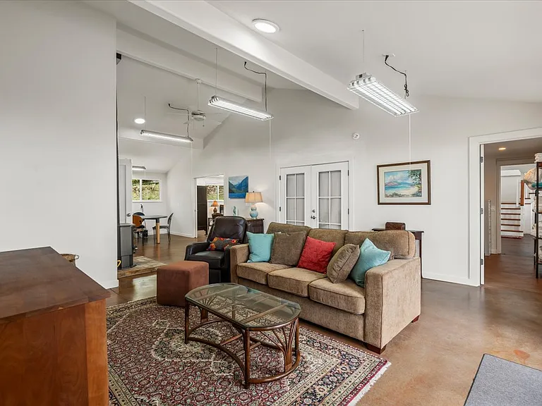 18505 Haleakala Hwy — Photo 4