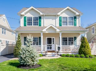554 Mercer Ave, Spring Lake, NJ 07762