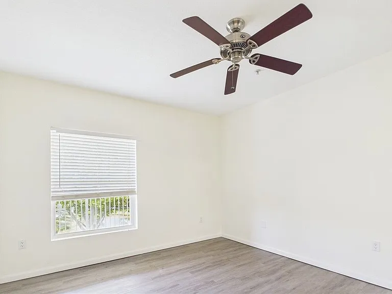 5060 Fairways Cir #F303 — Photo 8