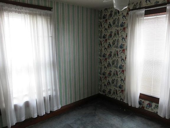 3rd image of 601 6th St