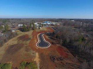 113 Willowbrook Dr, Florence, AL 35630