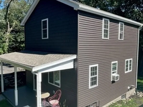 47 Bow St, Saugus, MA 01906