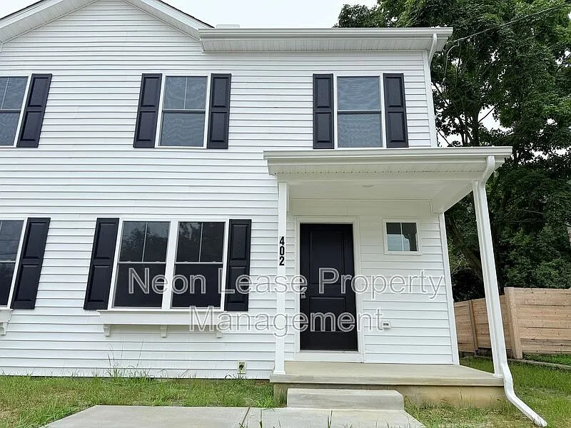 3 bed, 2.0 bath, $2,000 — Photo 2