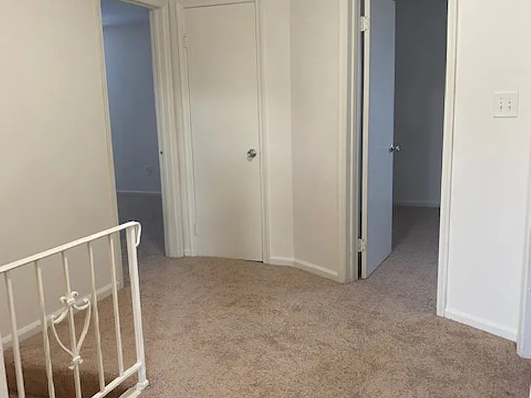 Eastwind Apartments — Photo 77