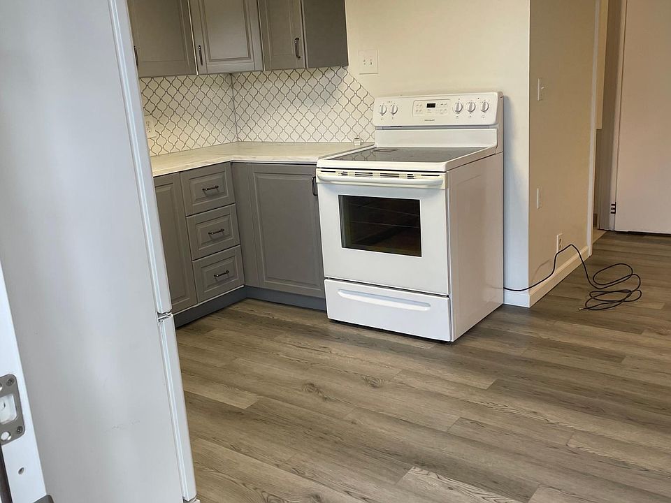1st image of 4134 S M St #3