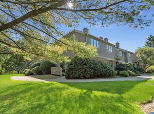 100 Storms Dr, Mahwah, NJ 07430