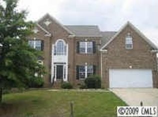 15536 Donnington Dr, Charlotte, NC 28277