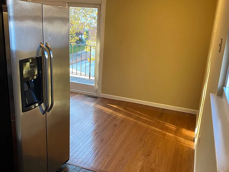 458 Parlin St #2 — Photo 2