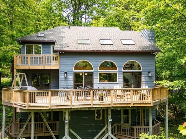 32 Stony Cove Ln, Wintergreen Resort, VA 22967
